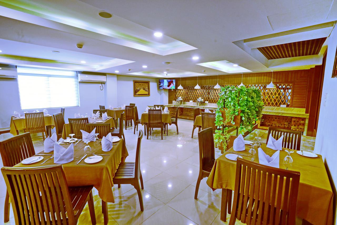 Sanctuary Hotel Mandalay Exterior foto
