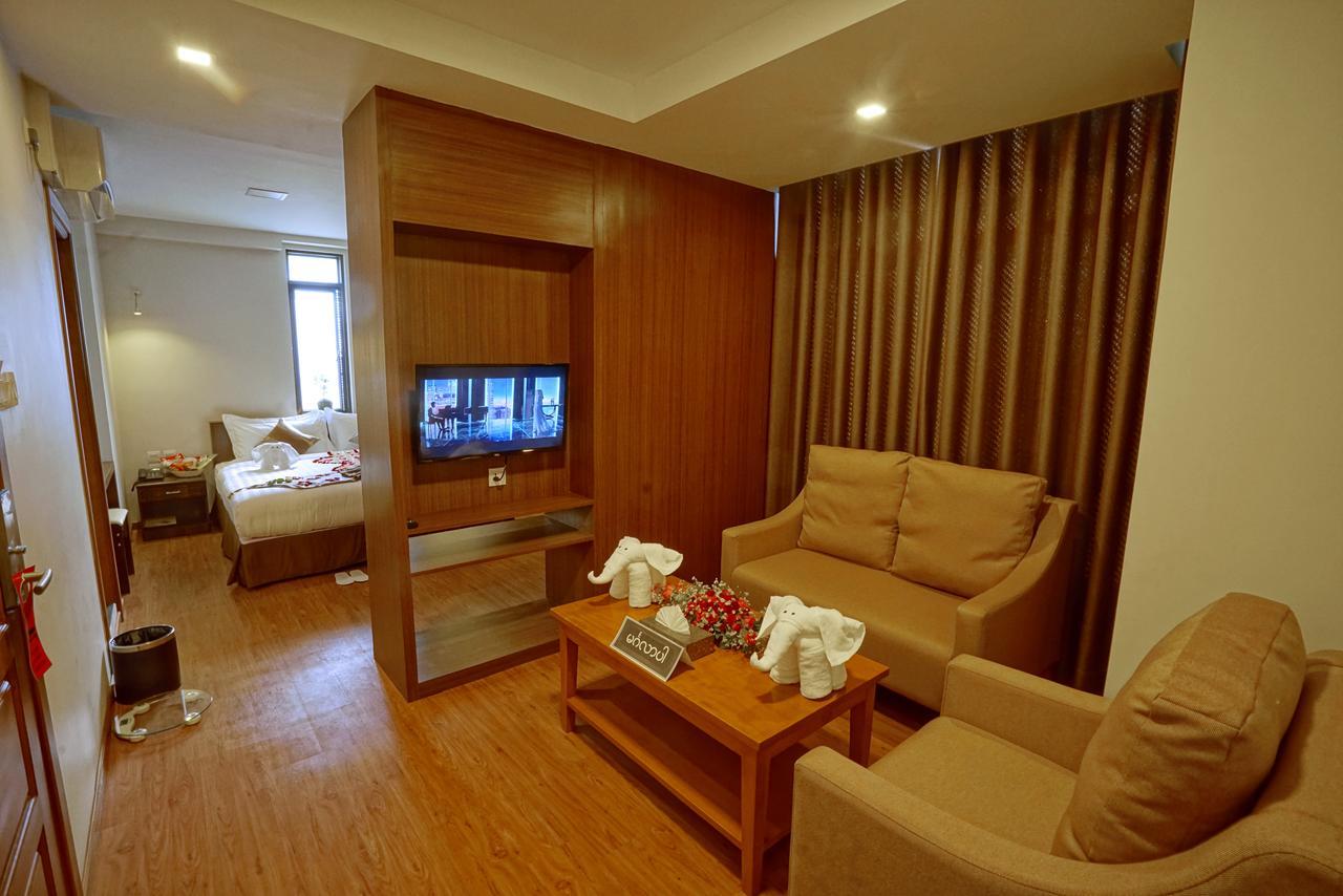 Sanctuary Hotel Mandalay Exterior foto